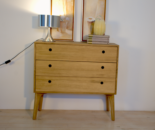 Comoda de 3 cajones Nova.