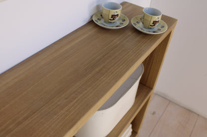 Librería baja Lana.