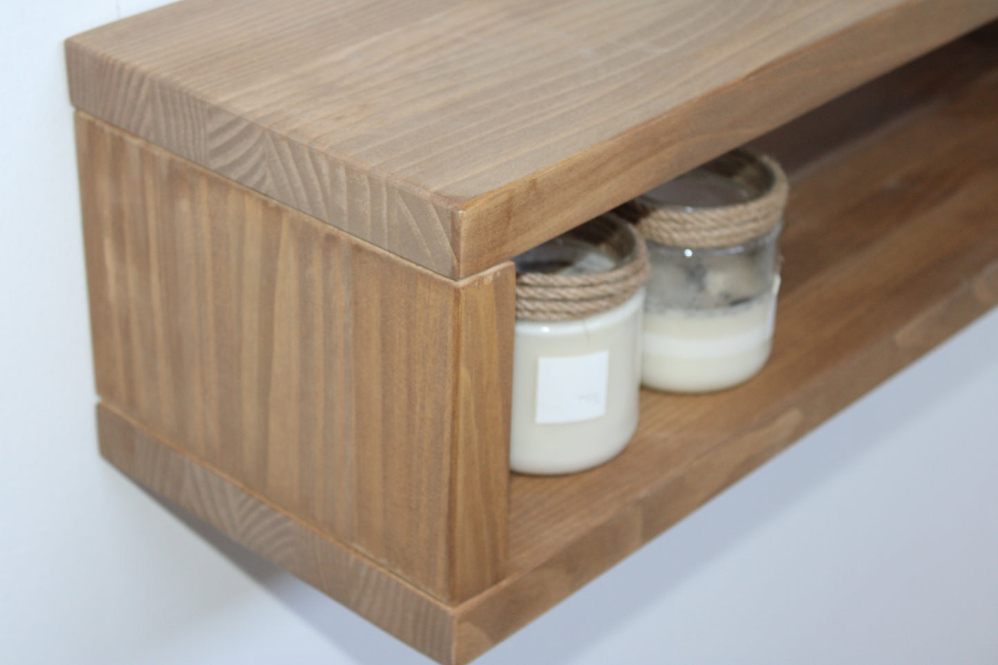 Consola flotante Sirio.