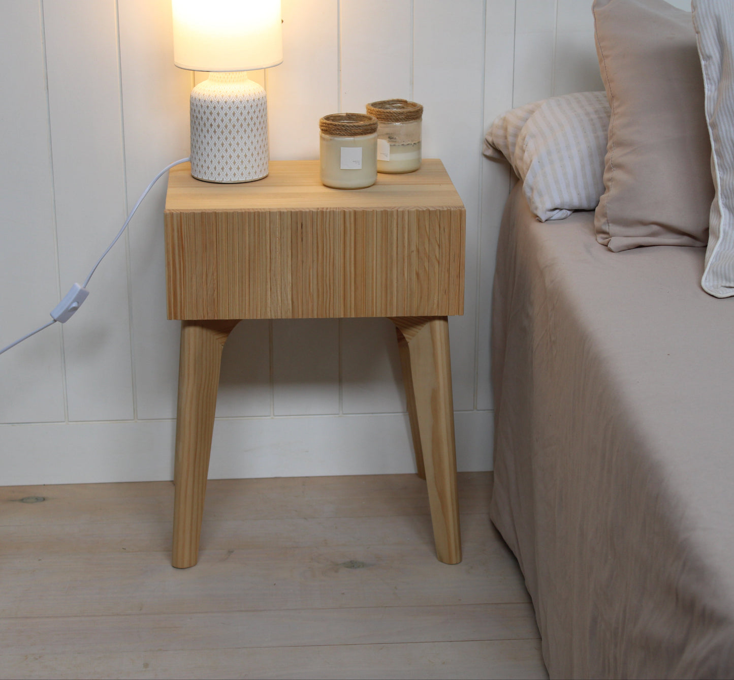 Mesita noche 1 cajón Iria.