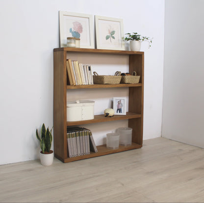 Librería alta Lana.