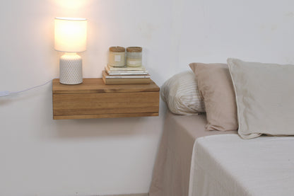 Mesita noche 1 cajón Ada.