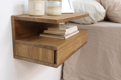 Mesita noche hueco/cajón Ada.