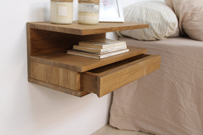 Mesita noche hueco/cajón Ada.