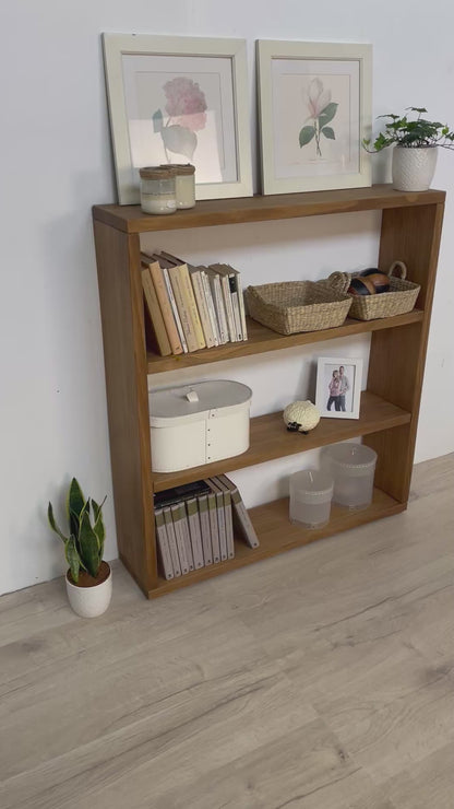 Librería alta Lana.